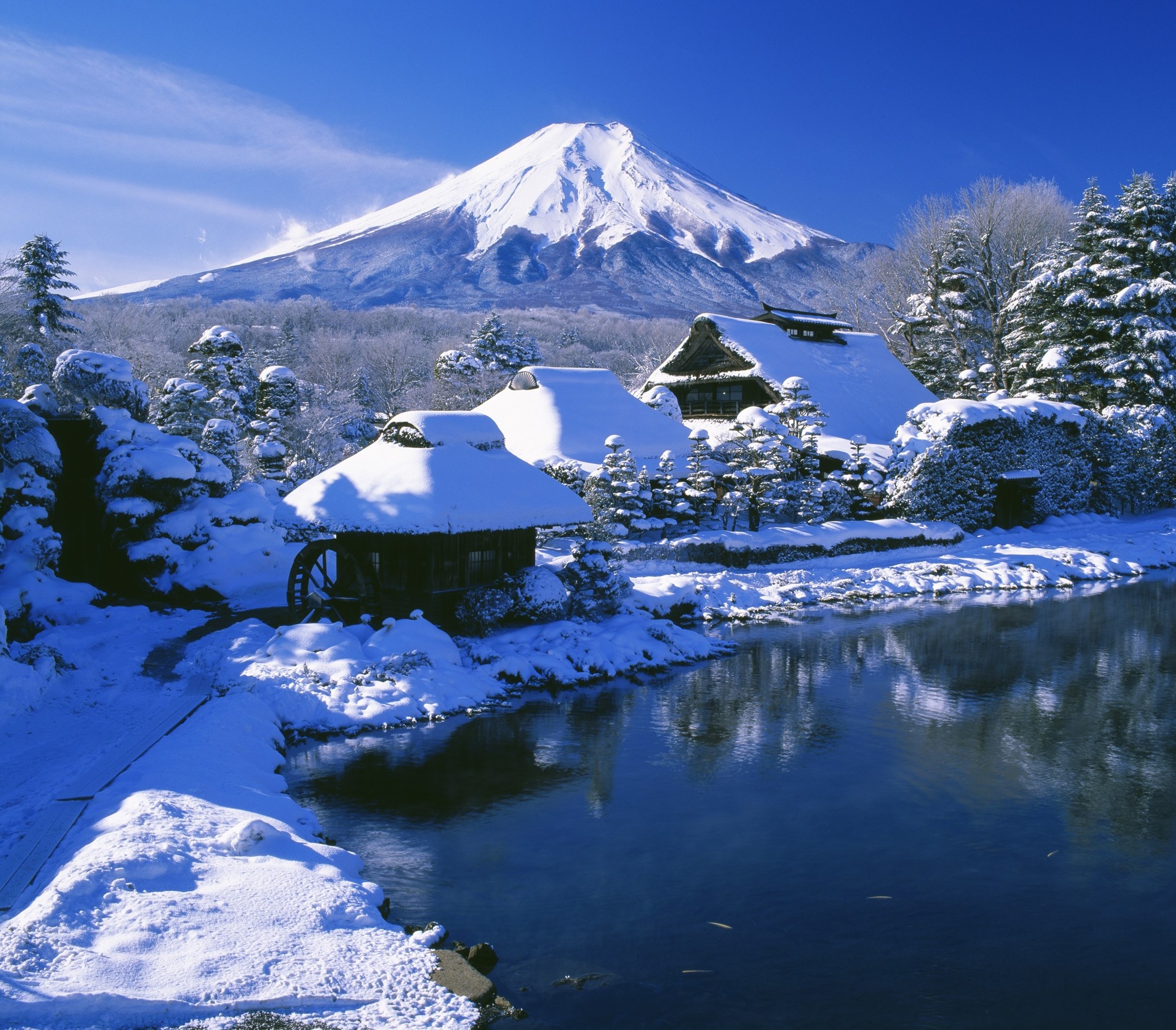 フロントページ　冬の富士山