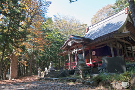 内野浅間神社本殿